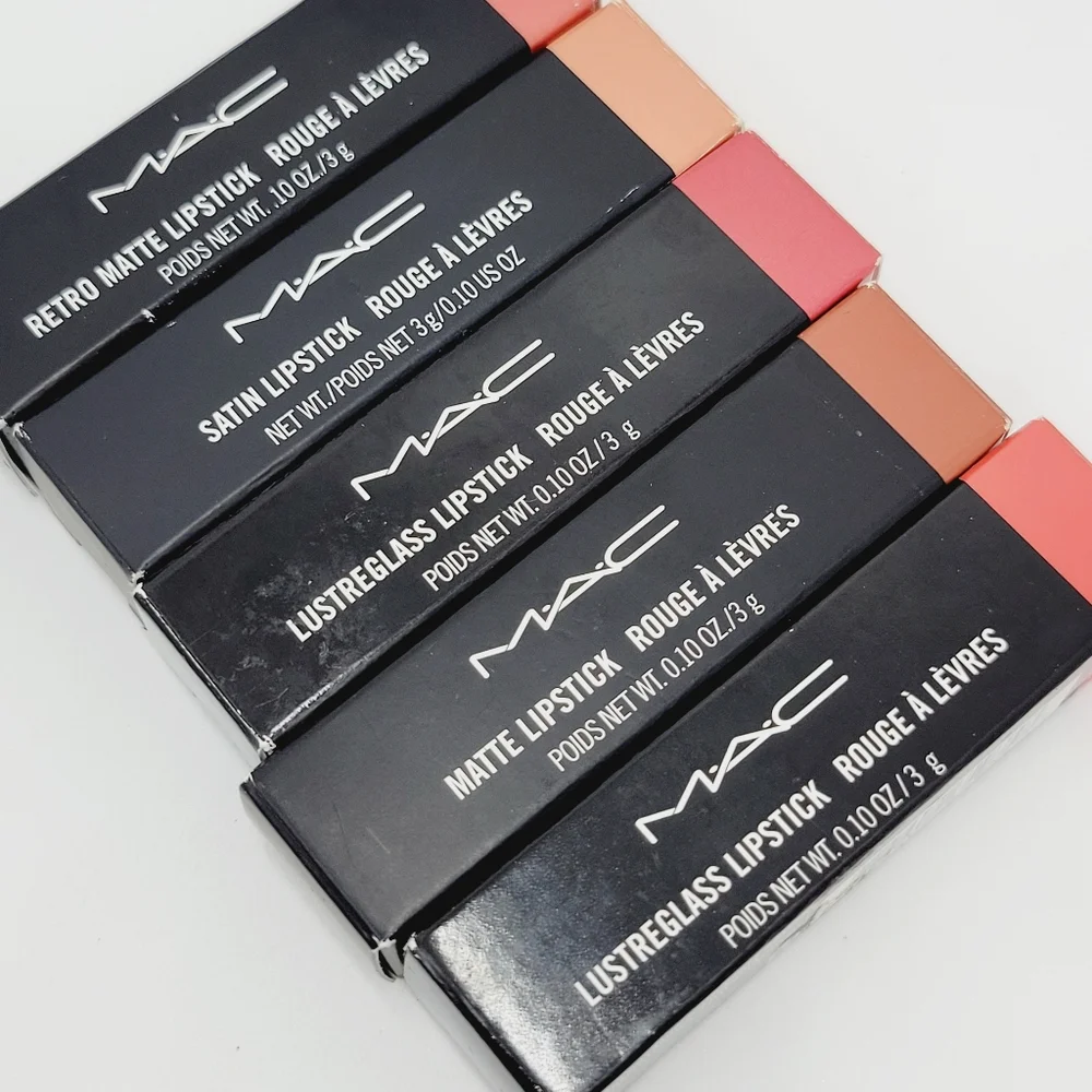 MAC Cosmetics Lustreglass Lipstick Frienda Brand New in Box Discontinued